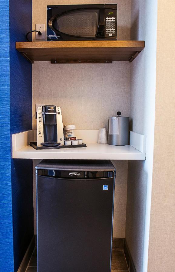 Express & - Halifax - Hotel 3*